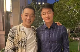 《奋斗》父子档15年后再合作!佟大为与张晨光晒合照